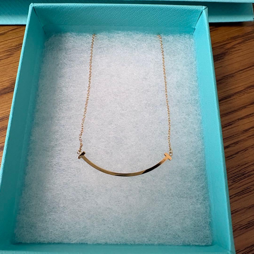 【訳あり】ティファニー Tスマイル ネックレス スモール18Kローズゴールド