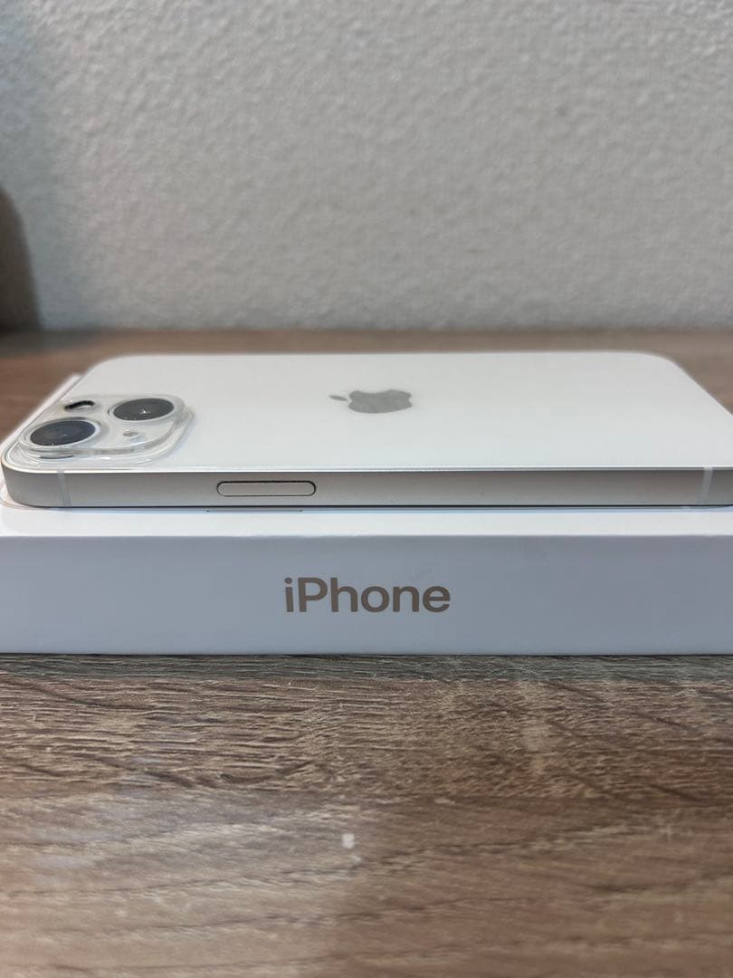 iPhone 13 128GB 本体