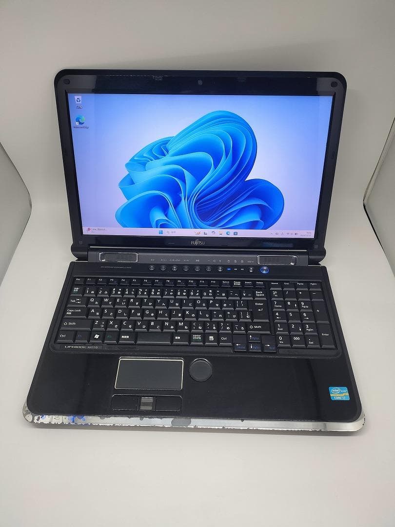 【FUJITSU】爆速 Core i7/新品SSD128GBノートパソコンB12