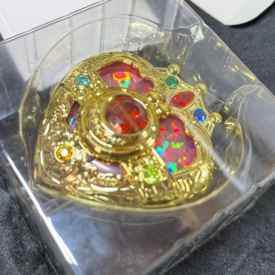 【新品・未使用】ミラクルロマンスシャイニングムーンパウダー2023