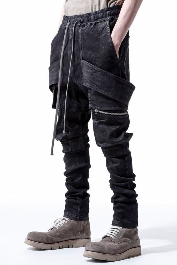 A.F ARTEFACT　サルエルカーゴスキニーデニム