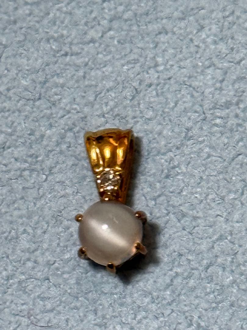 スノウジュエリーマキ　K18 刻印入　ムーンストーン　ペンダントチャーム