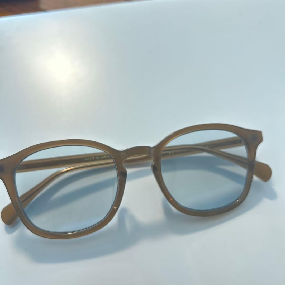 QWON クヲンアイウェア MUTT サングラス ベージュ