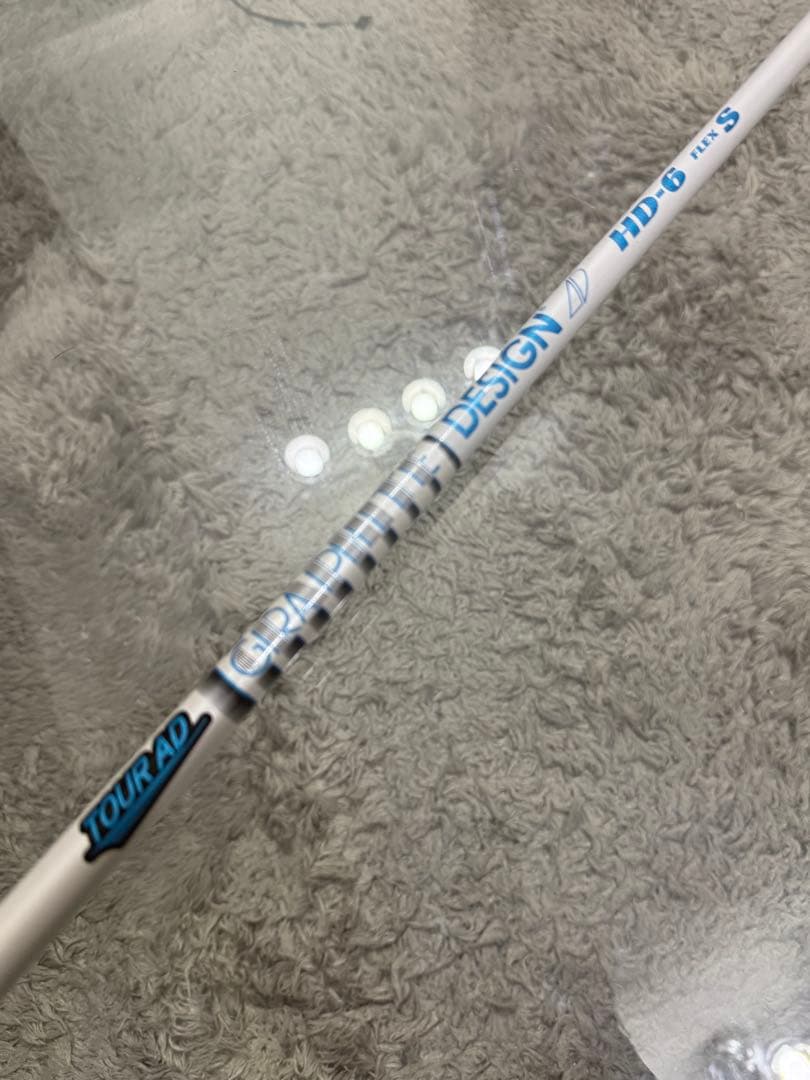 TOUR AD HD 6S　テーラーメイドスリーブ　ドライバー用