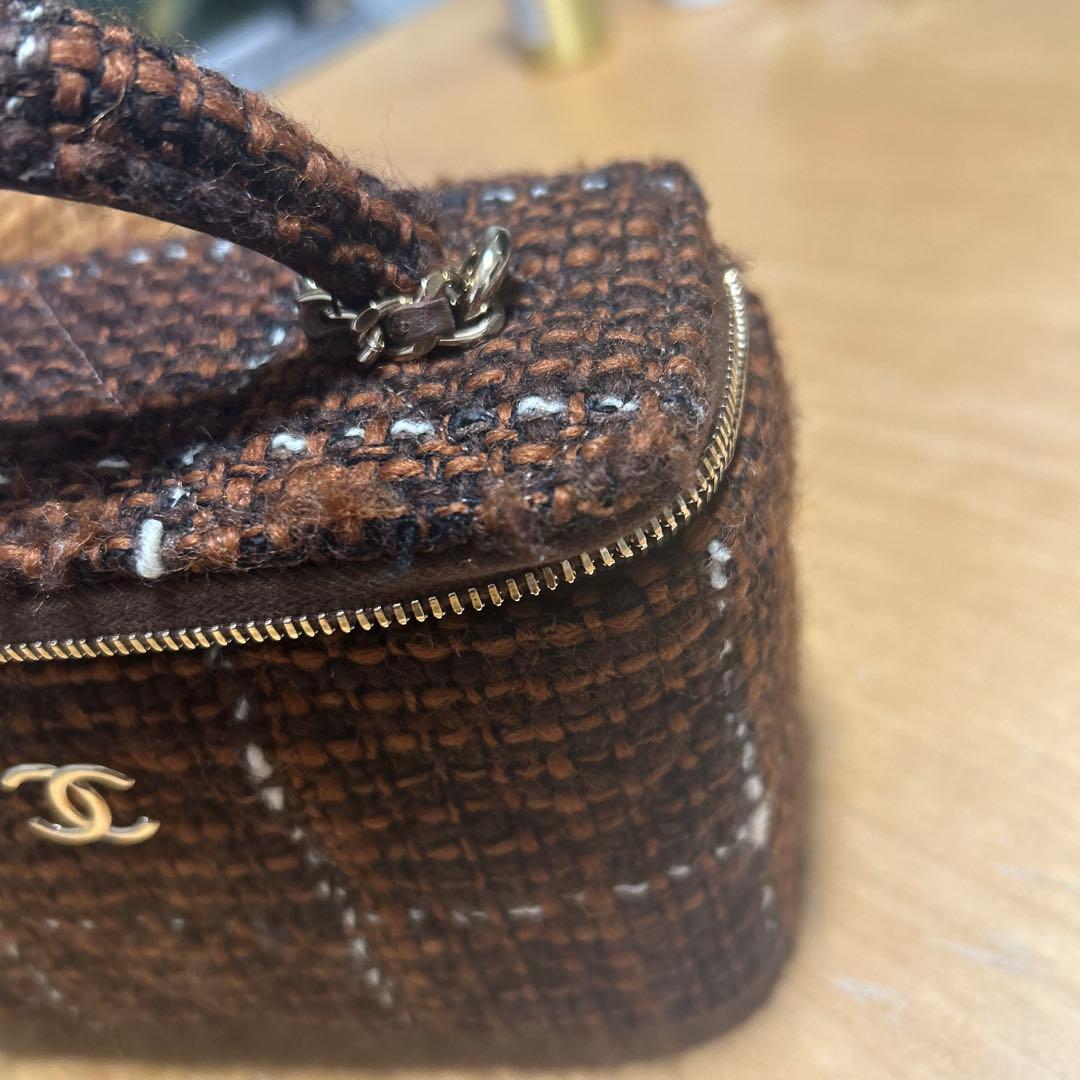 シャネル　チェーンクラッチ　バニティ