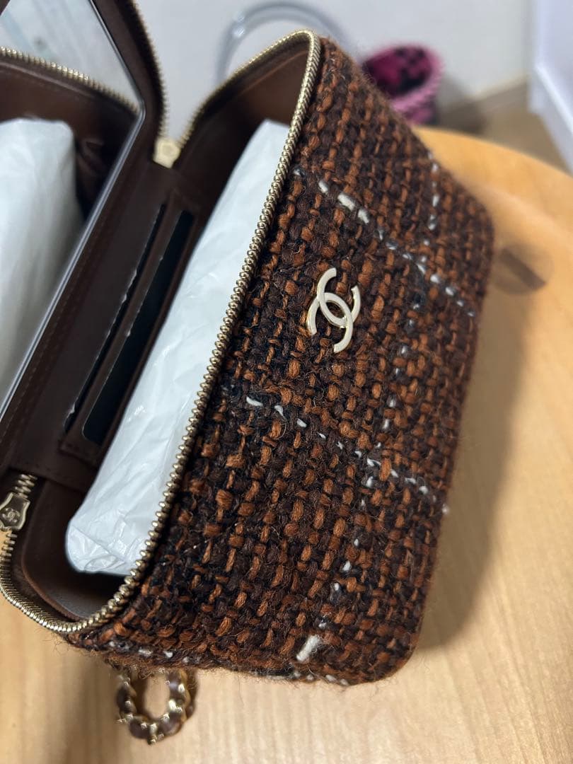 シャネル　チェーンクラッチ　バニティ