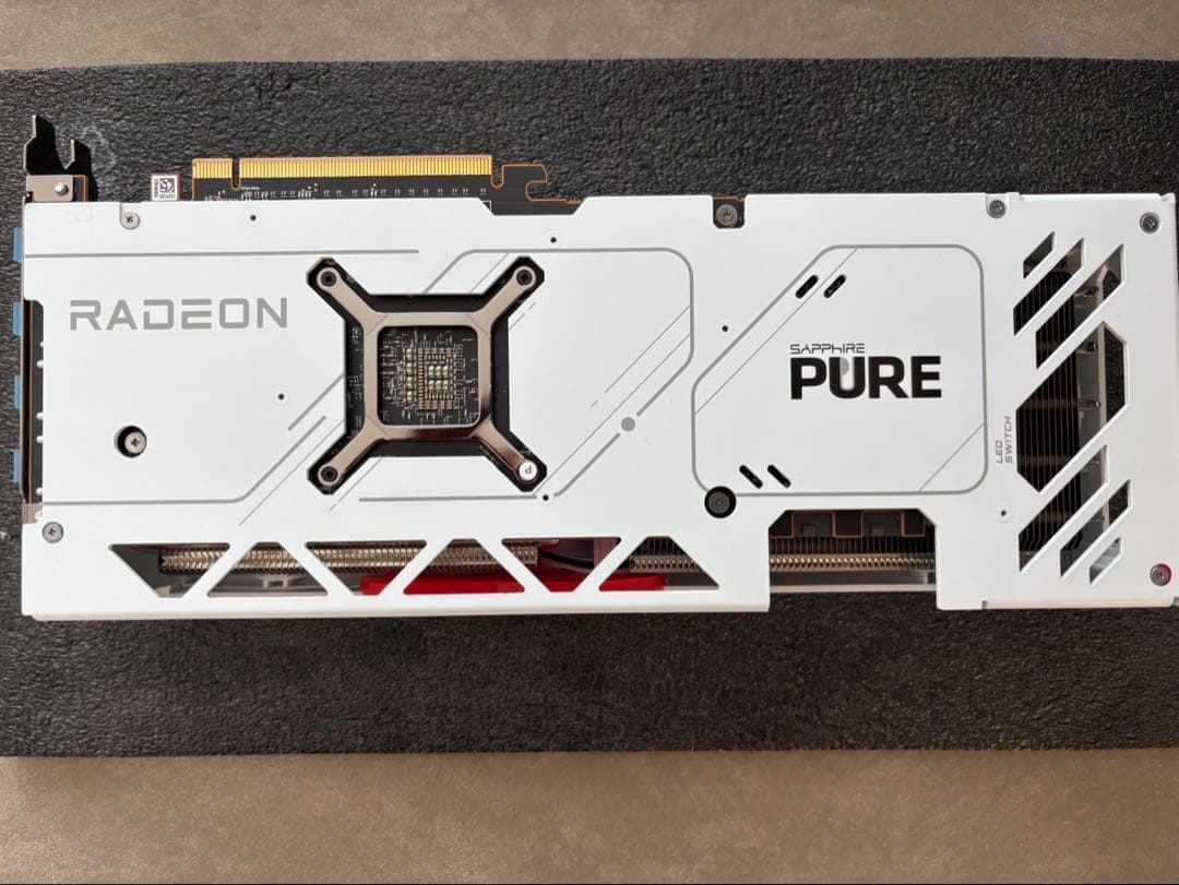 グラフィックボード・グラボ・ビデオカード Sapphire Radeon RX7800XT 16GB PURE