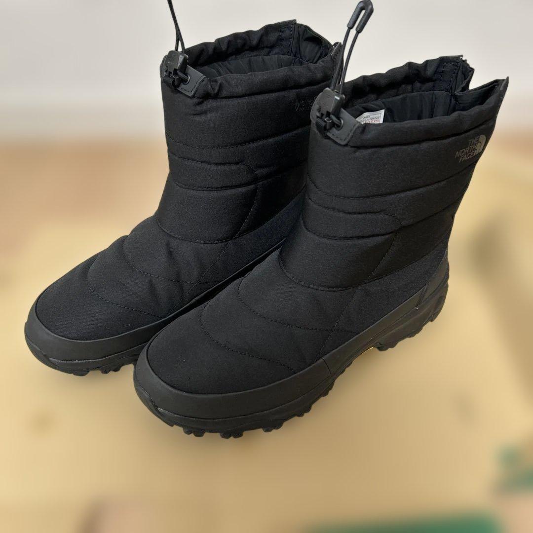 あ*ん様 数回のみ着用　THE NORTH FACE ヌプシ　ブーティ　防水　ス