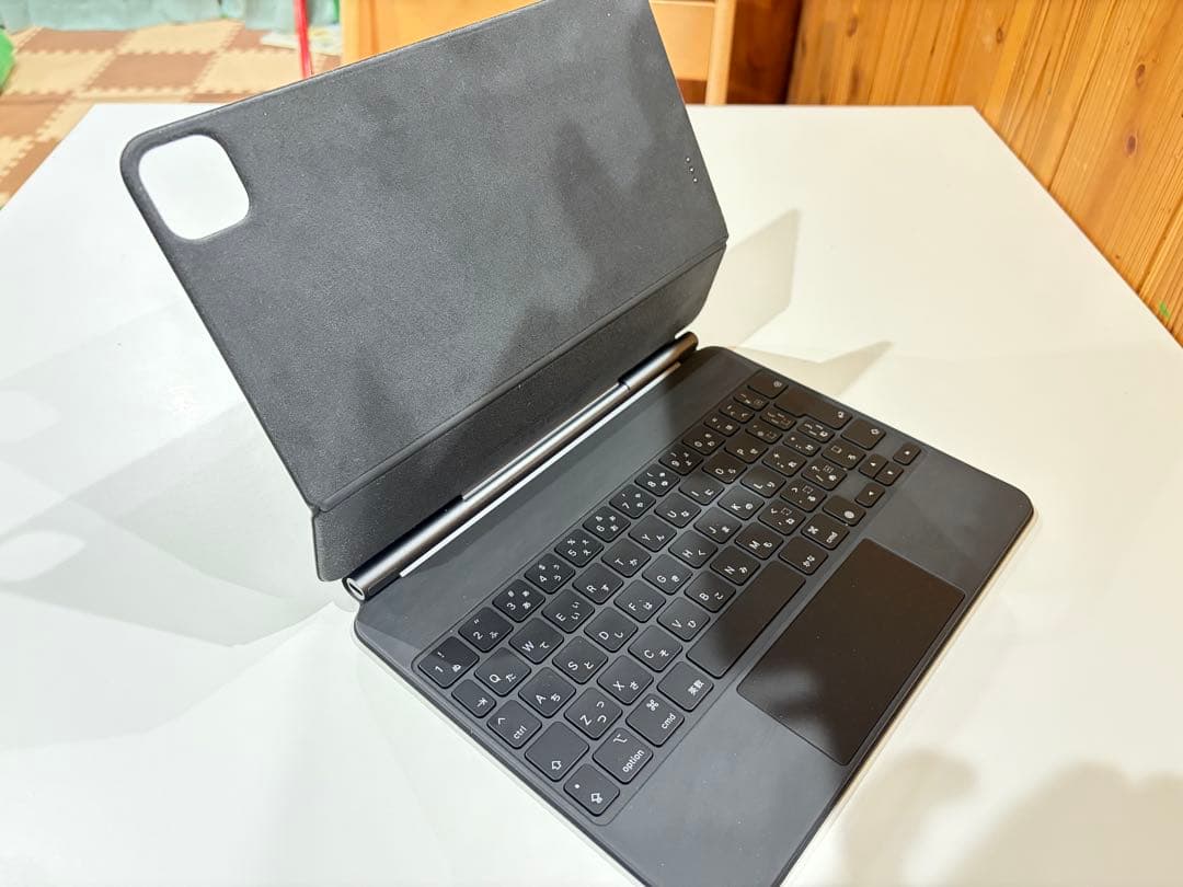 中古品 iPad pro/Air用 Magic Keyboard 日本語