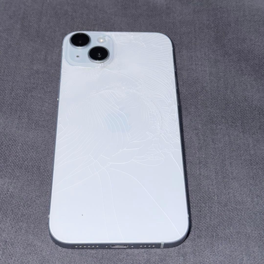 iPhone 15 plus ブルー 本体 背面割れ simフリー