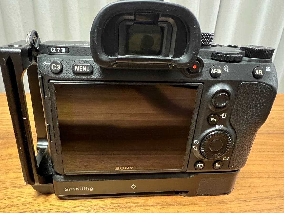 Sony α7ⅲ ミラーレス一眼カメラ 本体（海外版）