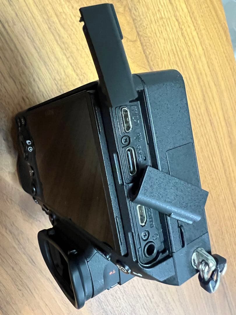 Sony α7ⅲ ミラーレス一眼カメラ 本体（海外版）