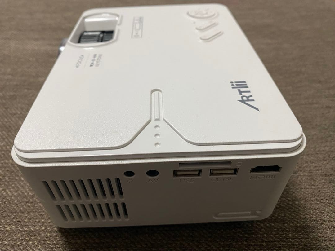 Artlii プロジェクター 本体 + Fire TV Stick