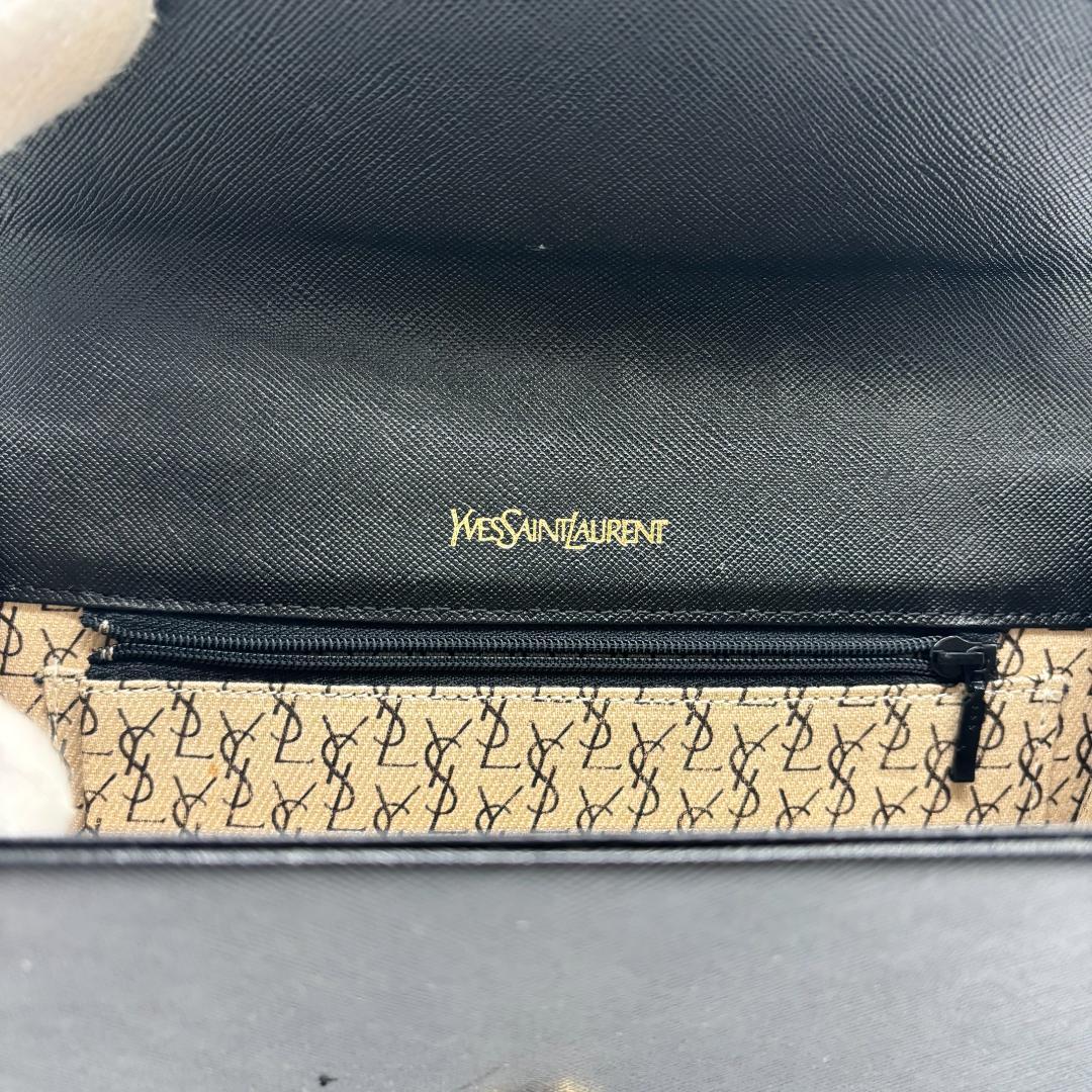 Yves Saint Laurent クラッチバッグ YSL 黒