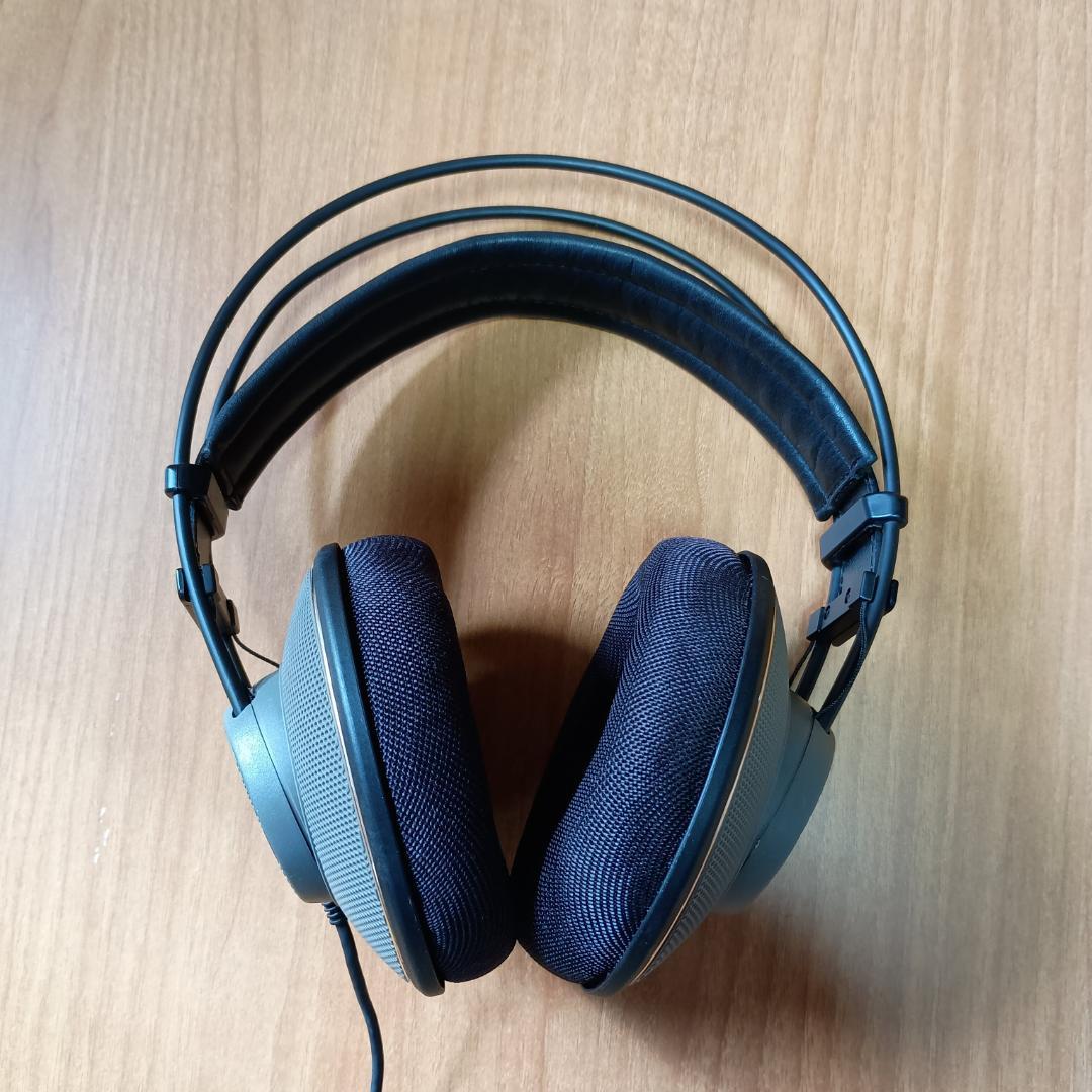 AKG K501 有線ヘッドホン