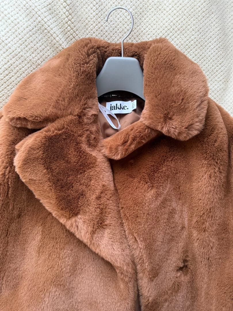 【最終価格】【超美品】【期間限定】jakke ブラウン フェイクファーコート