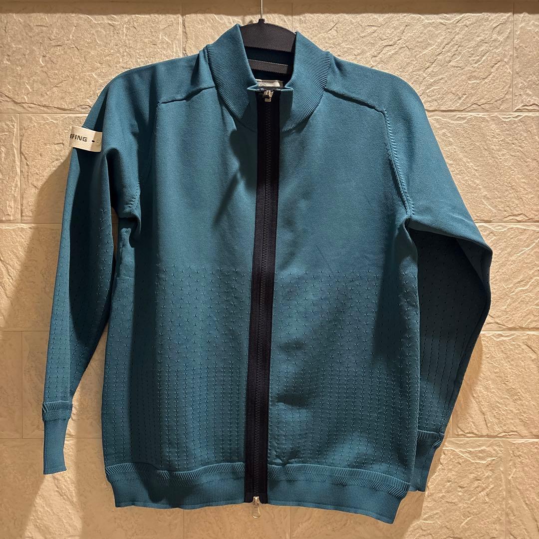 BRIEFING Mサイズ ジップアップセーター 青