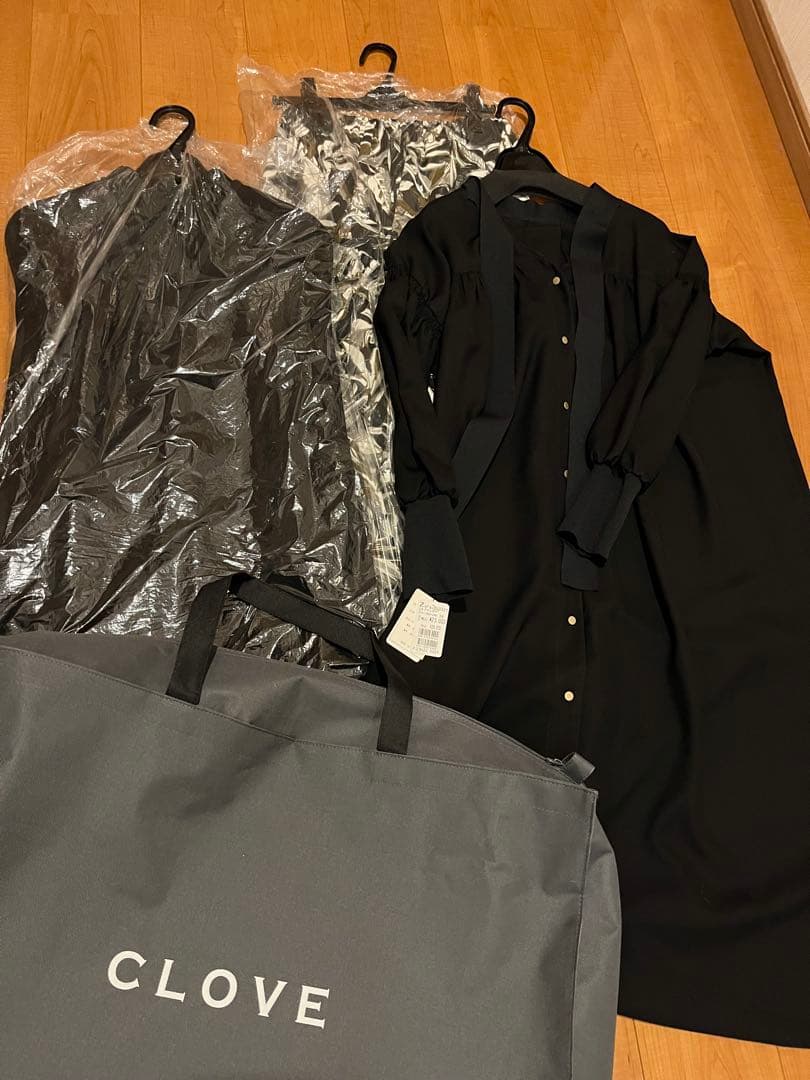 ヤマダヤ福袋　新品未使用　VinNavyパンツ　ワンピース計4点