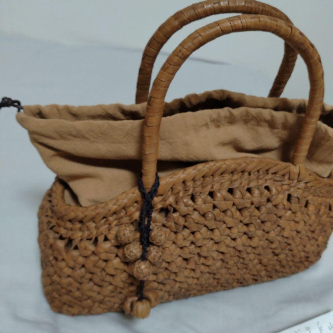 山葡萄つるのバッグ