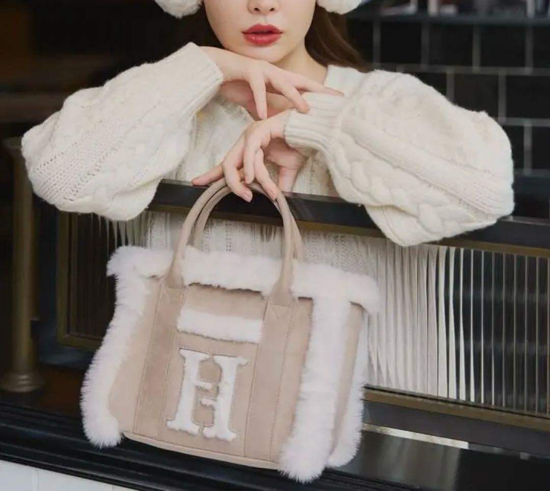バッグ herlipto Cozy Winter Tote Bag