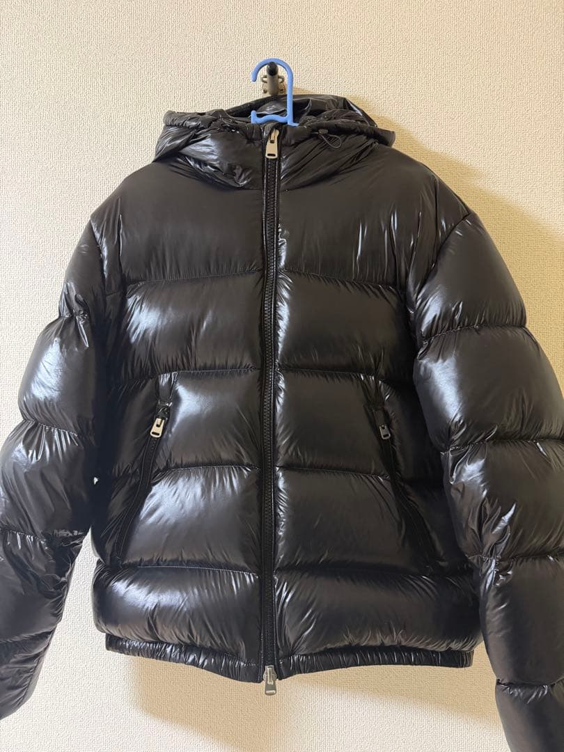 ZARA 黒の光沢ダウンジャケット フード付き