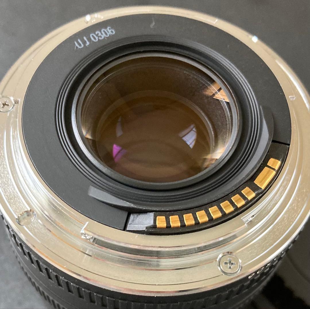 キャノン コンパクトマクロレンズ　EF 50mm Ｆ2.5