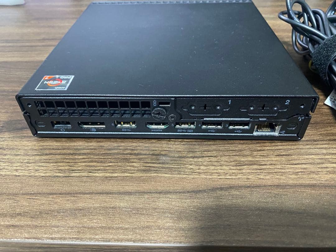 ジャンク Lenovo ThinkCentre M75q Tiny Gen2