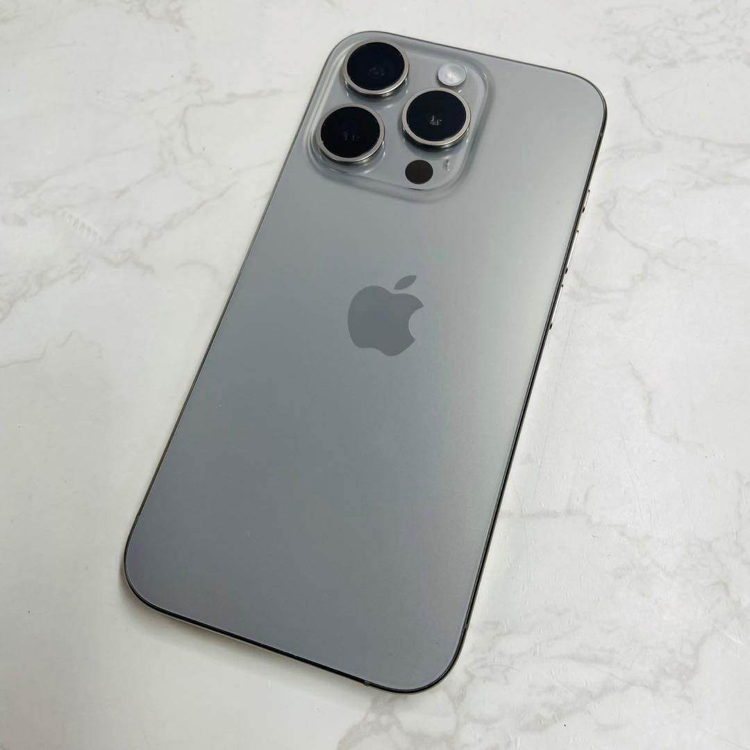 iPhone15 pro 128GB MTU93J/A ストア購入