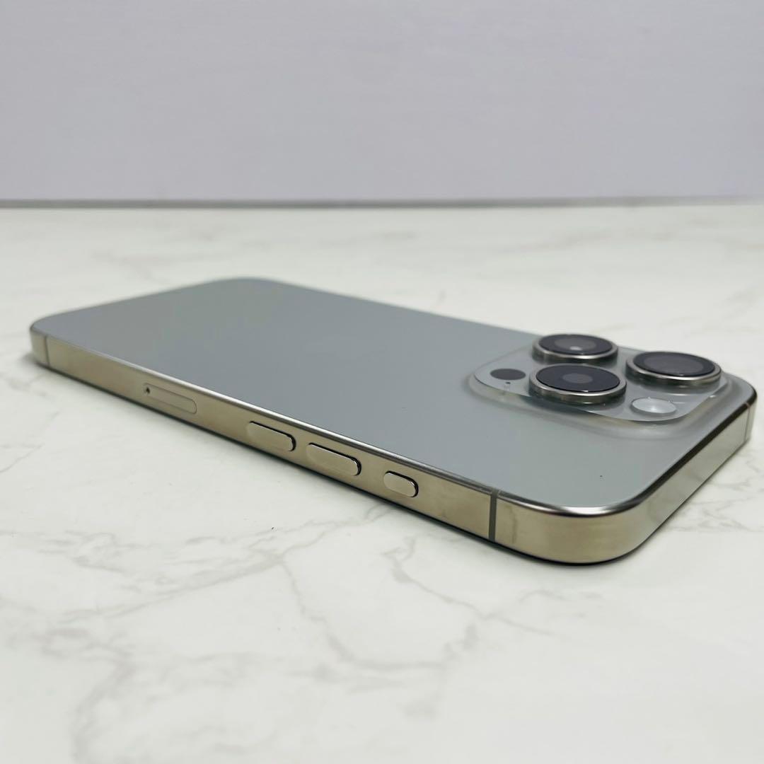 iPhone15 pro 128GB MTU93J/A ストア購入