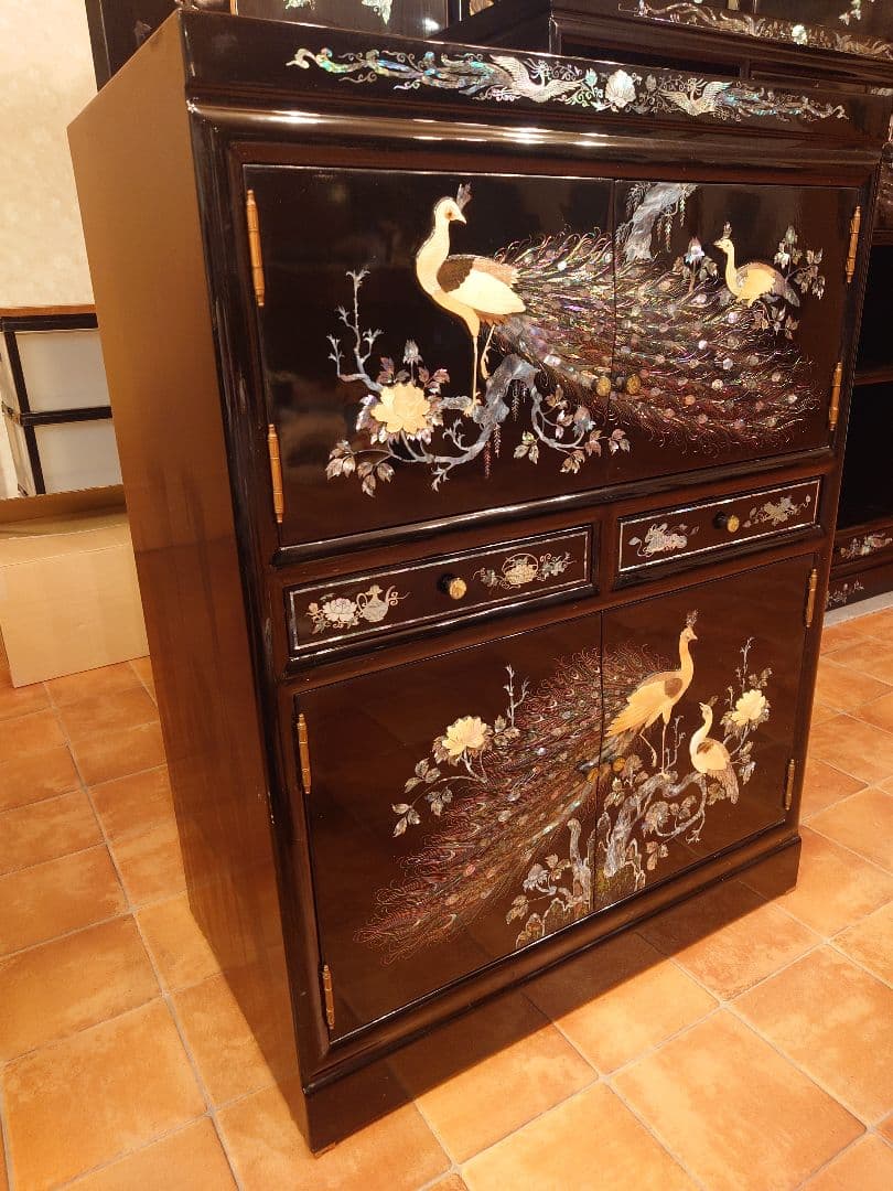 螺鈿　細工キャビネット　送料込みに変更