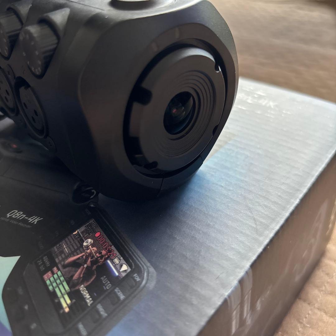 【未使用に近い】ハンディビデオカメラZOOM Q8n-4K 箱・付属品あり