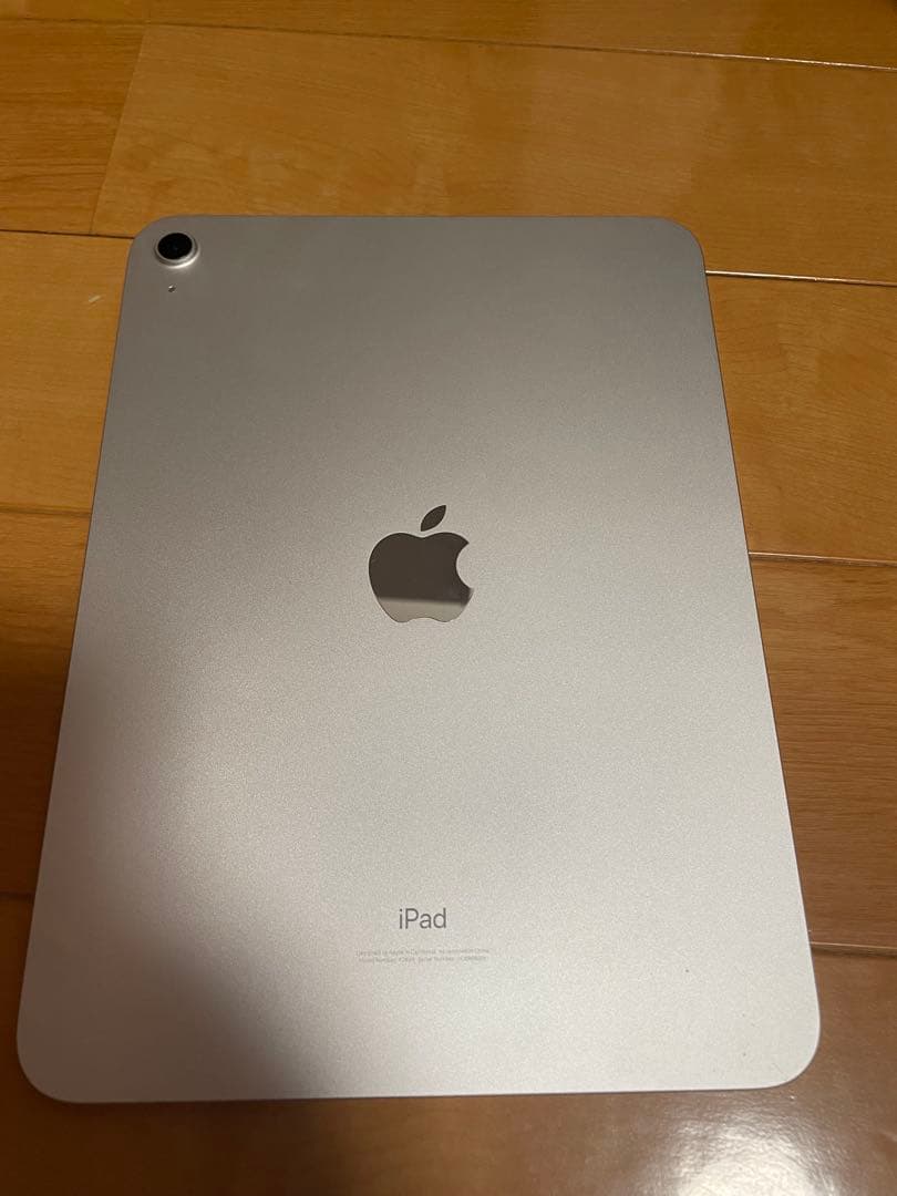 Apple iPad シルバー 本体　第10世代　美品