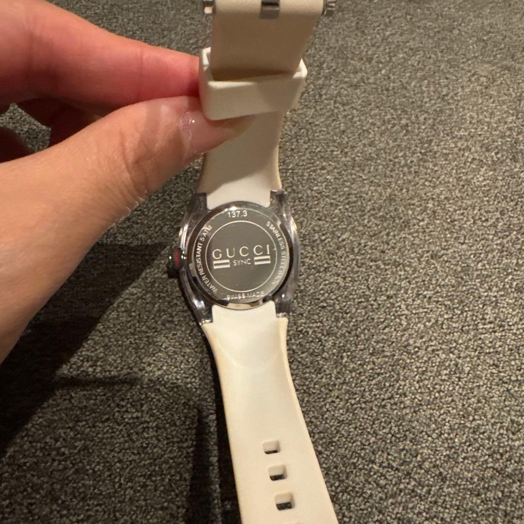 GUCCI Sync ホワイトラバーベルト 時計
