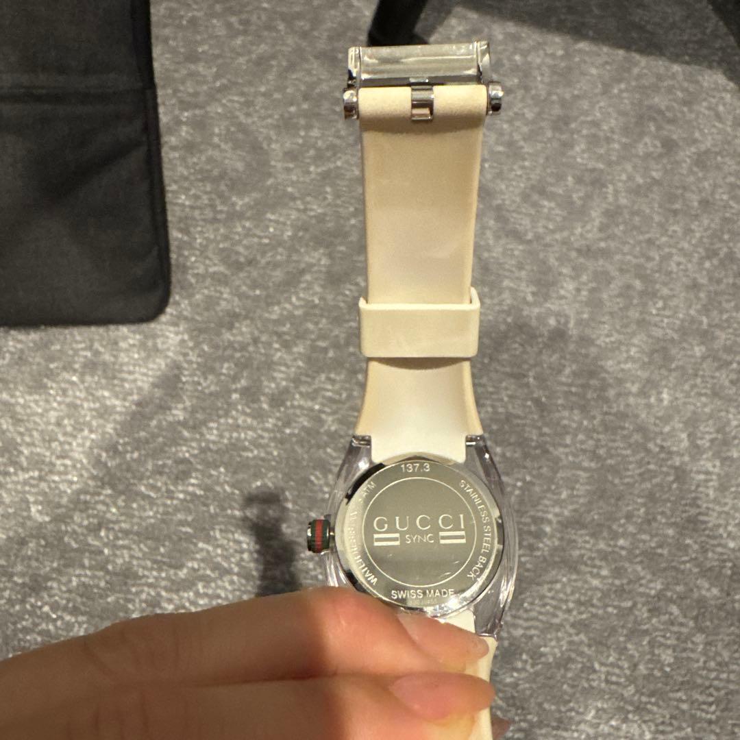 GUCCI Sync ホワイトラバーベルト 時計