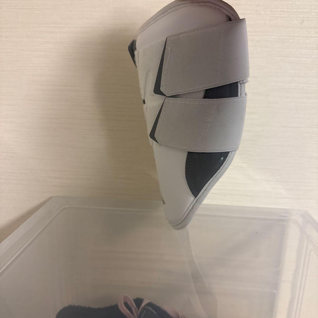 エルボーガード