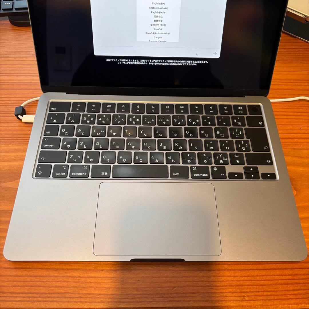 【美品】MacBook Air M2 13.6 8GB 256GB