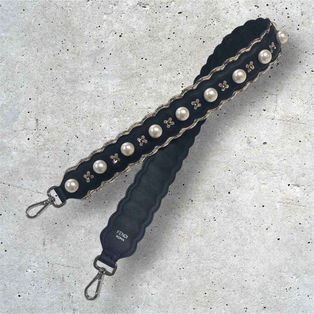 【美品⭐︎】FENDI フェイクパール パイソン ショルダーストラップユー