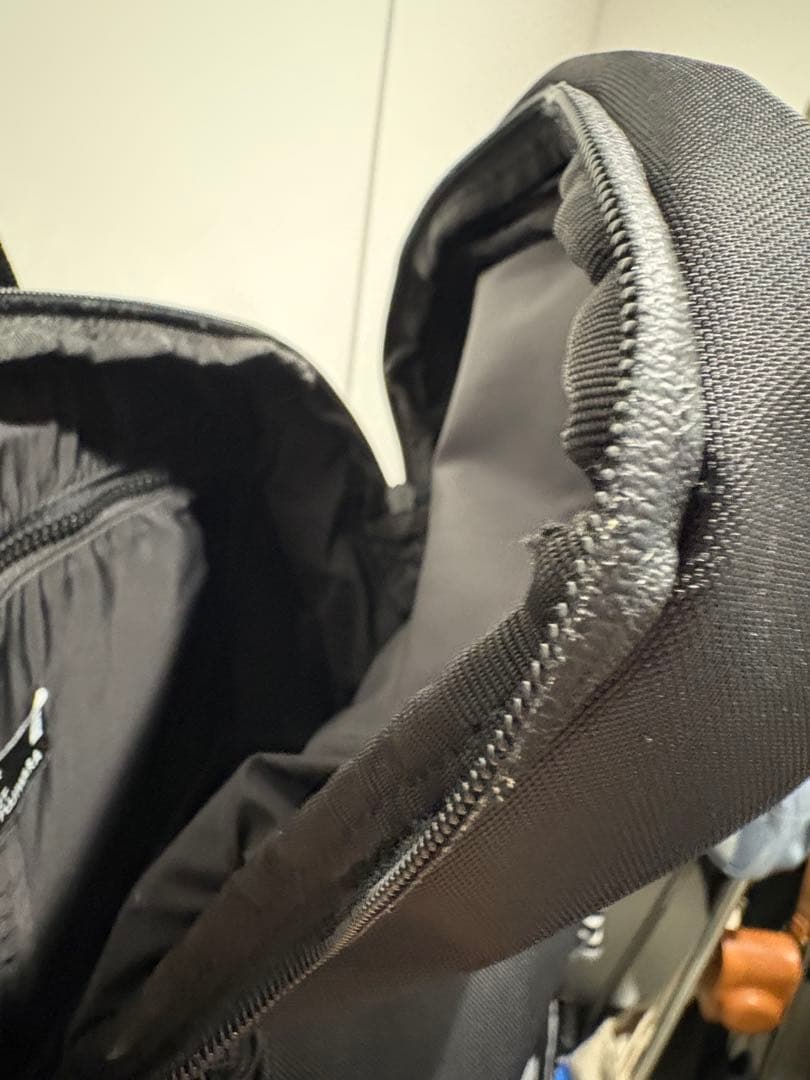 MONCLER FRAGMENT 黒 バックパック　リュック　4K103