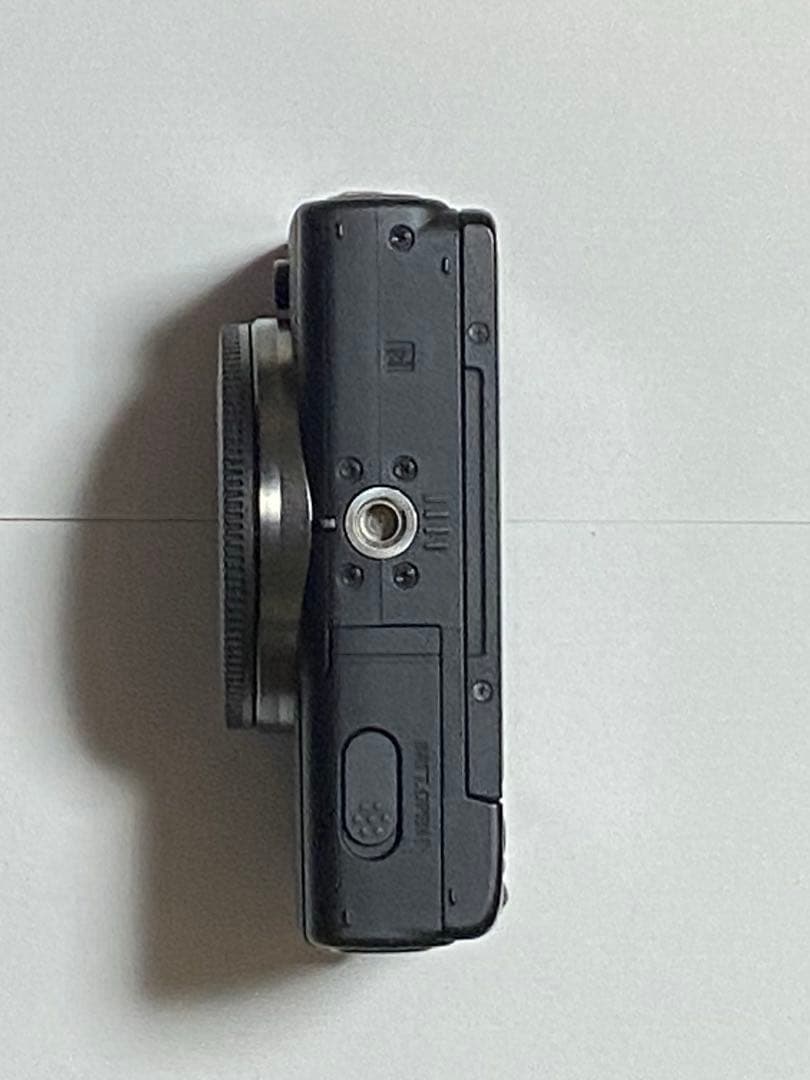 EOS M100 ダブルズームキット