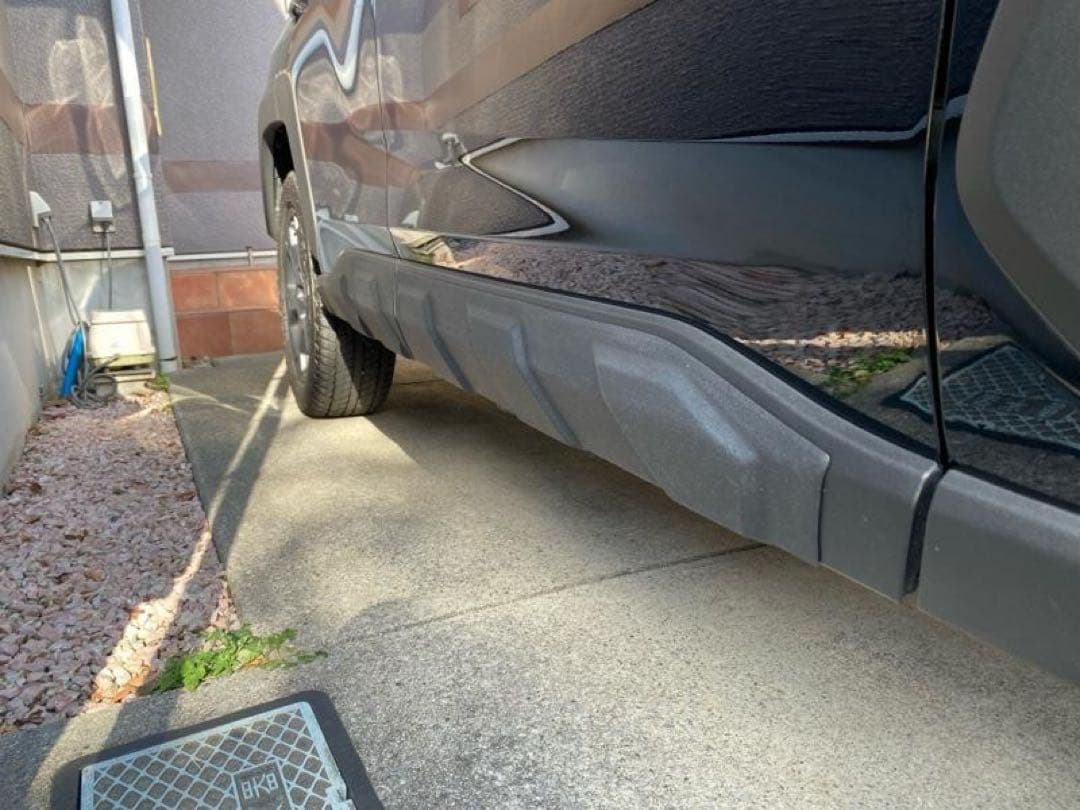 かにかま様　RAV4社外サイドプロテクター　ラプターライナー塗装　貼り付けタイプ