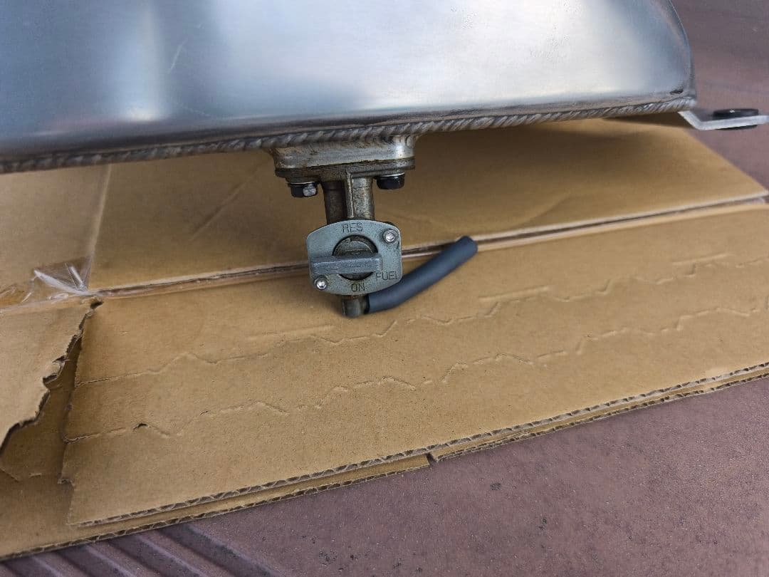 ビッグシーダー　アルミタンク　グラストラッカー