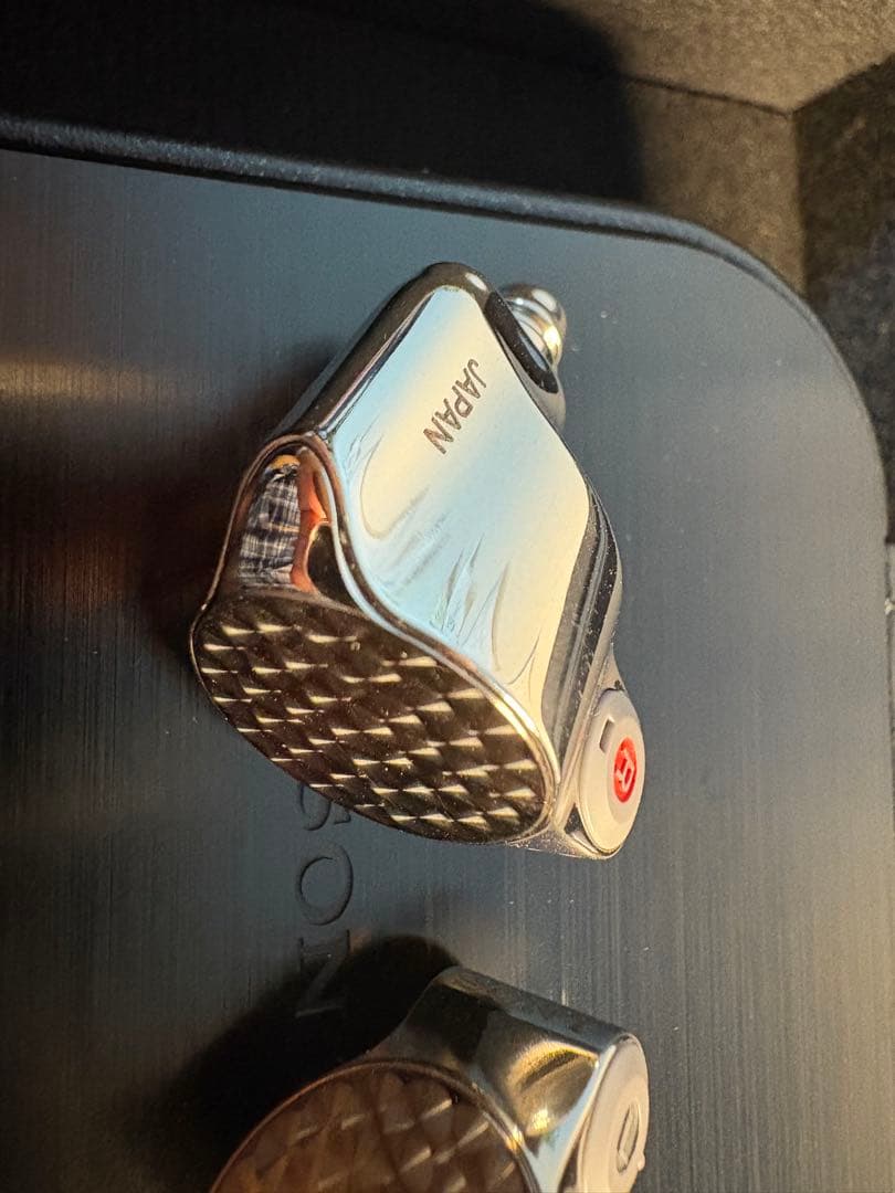 極美品　SONY IER-Z1R 有線イヤホン