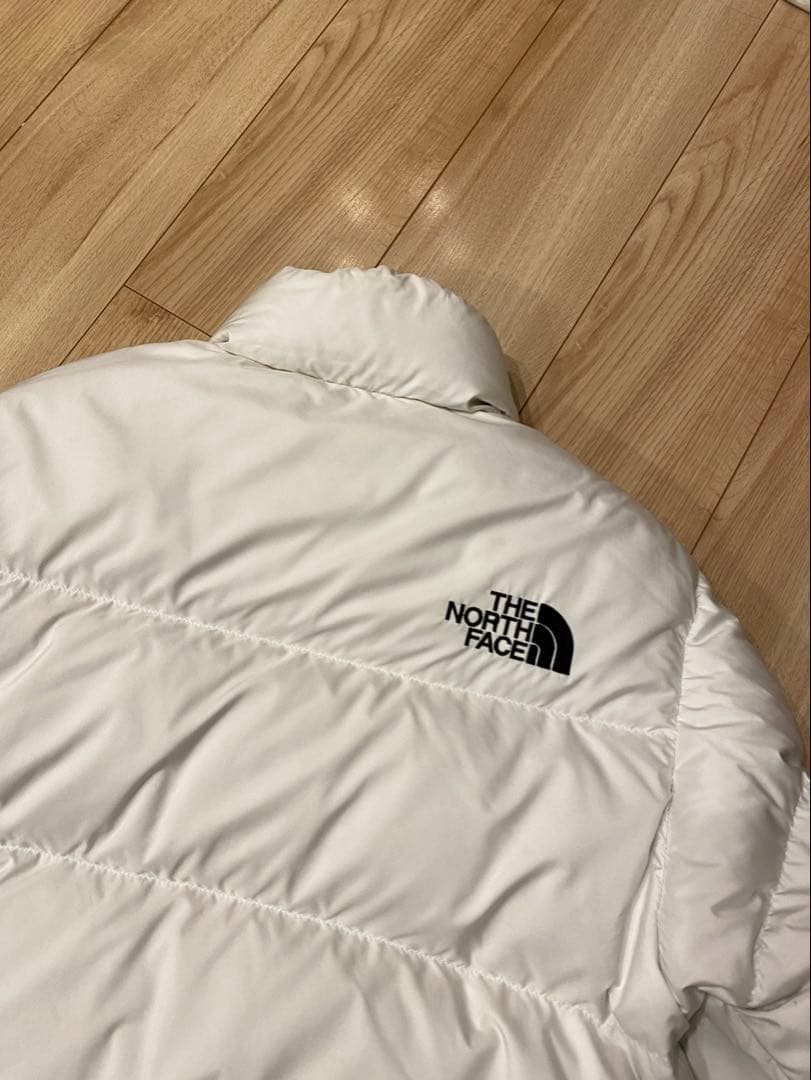 THE NORTH FACE ホワイト ダウンジャケット　ヌプシ
