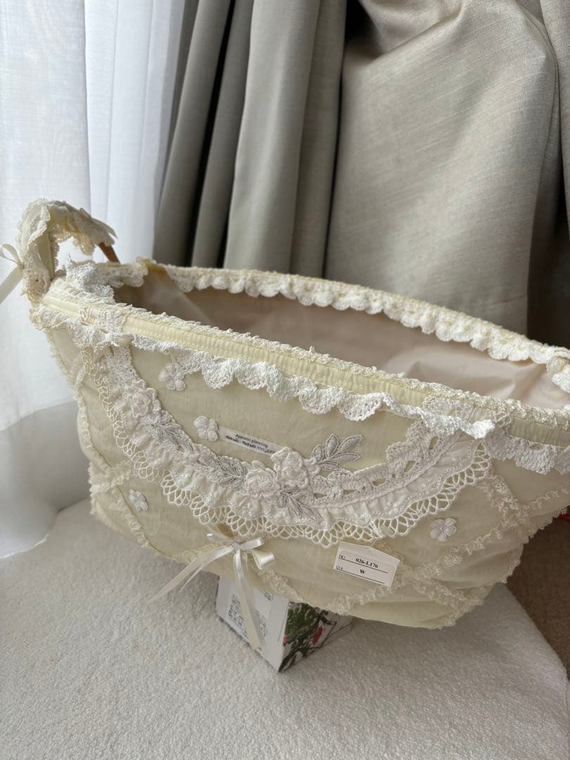 シェシェ　バスケット