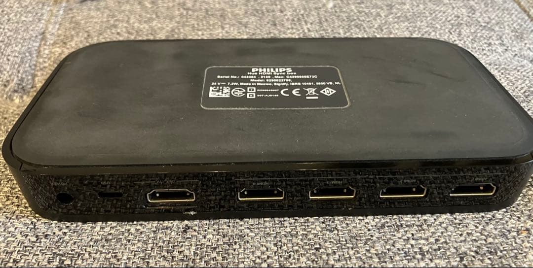 【外箱＋付属品あり】Philips Hue HDMI Sync Box