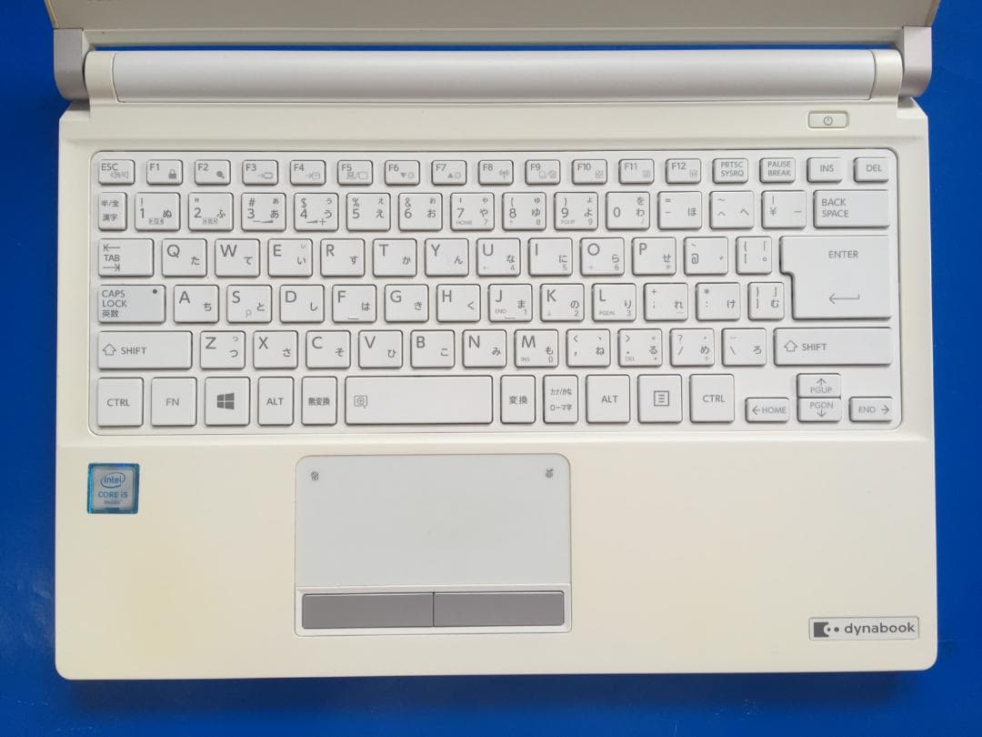 東芝 dynabook RX73/TWP フルHD 13.3型コンパクトノート