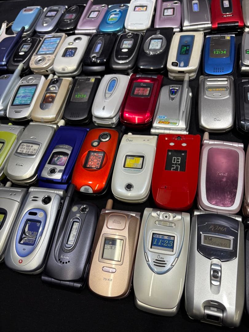 【まとめて90点セット】モックアップ 販売店模型 携帯電話 ガラケー