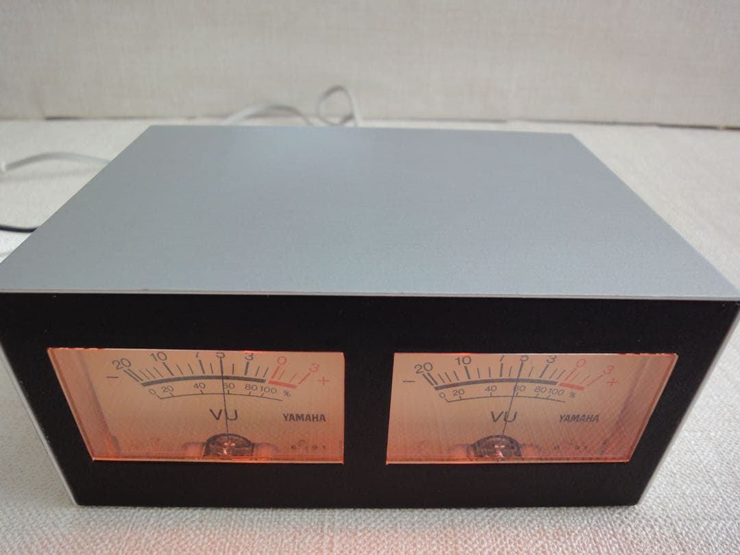 自作ステレオVUメーター215号機（YAMAHAピーク表示付）