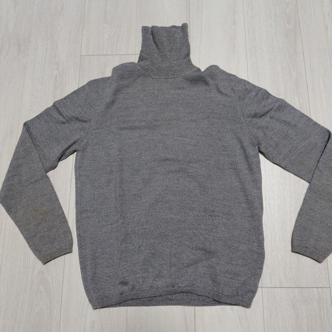 クルチアーニ ライトグレー タートルネック ニット ウール サイズS-M