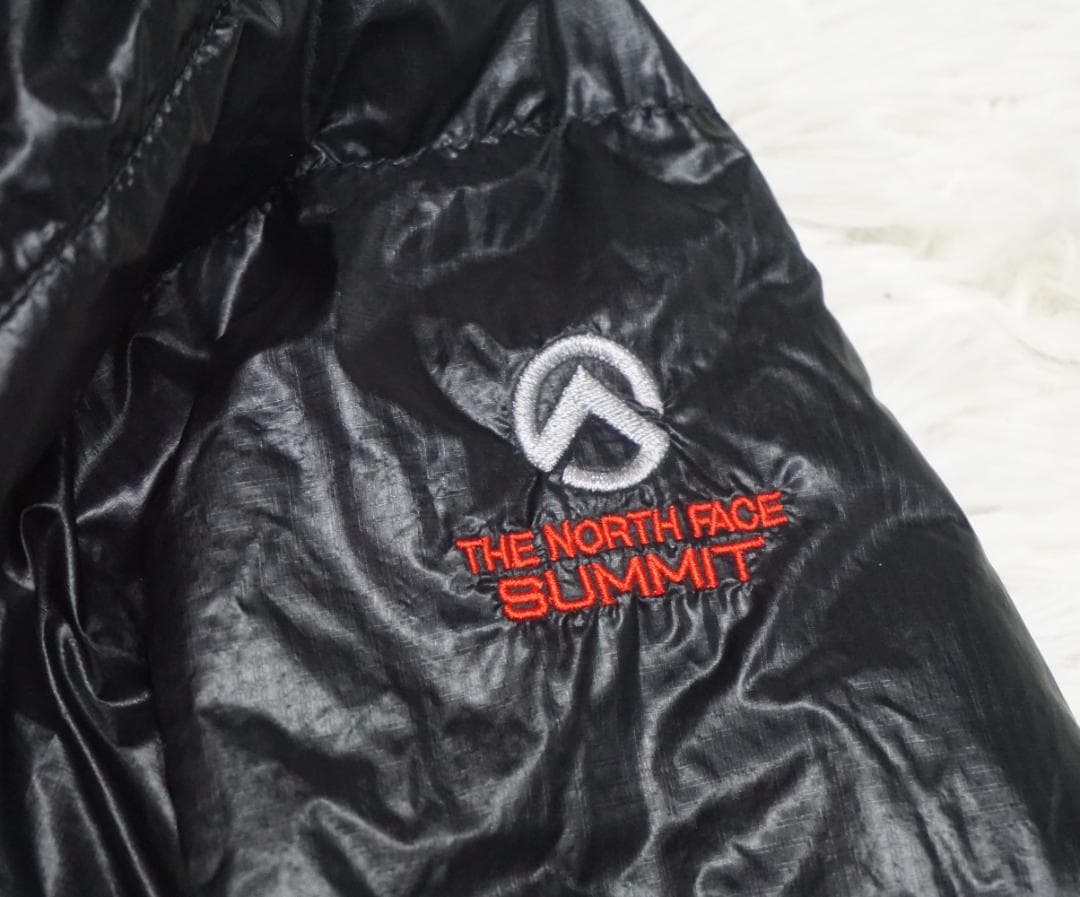 【お値引フォロー割のみ】ザノースフェイス　サミット　ライトヒートジャケット　薄手